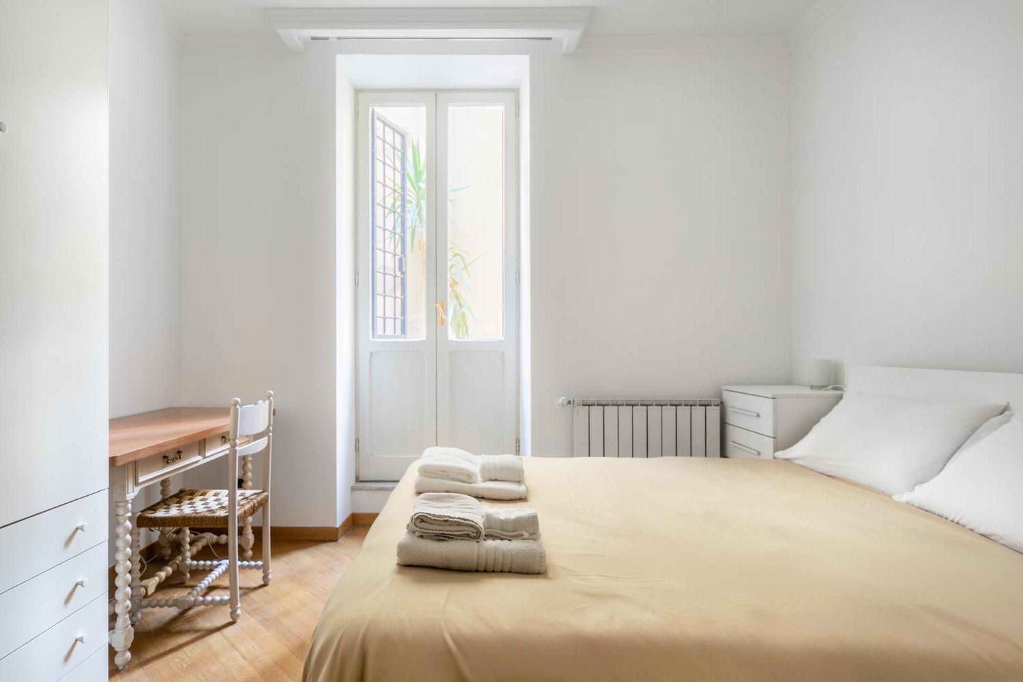 Apartment Colosseum Monti Large Flat Rom
