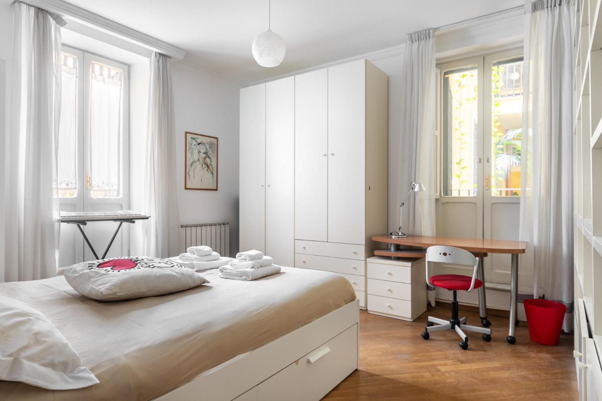 Colosseum Monti Large Flat *